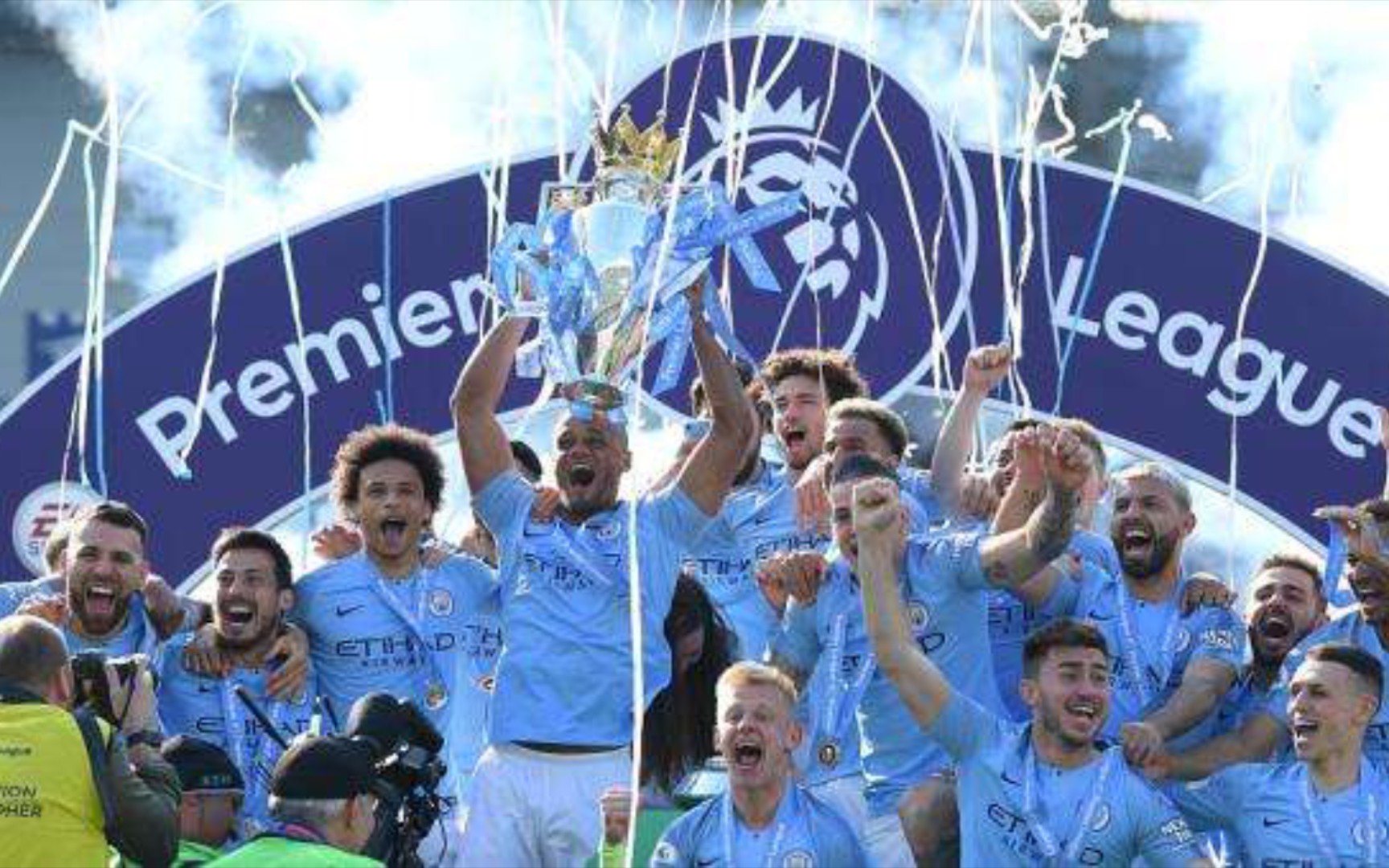 少年们还需 少年们还需